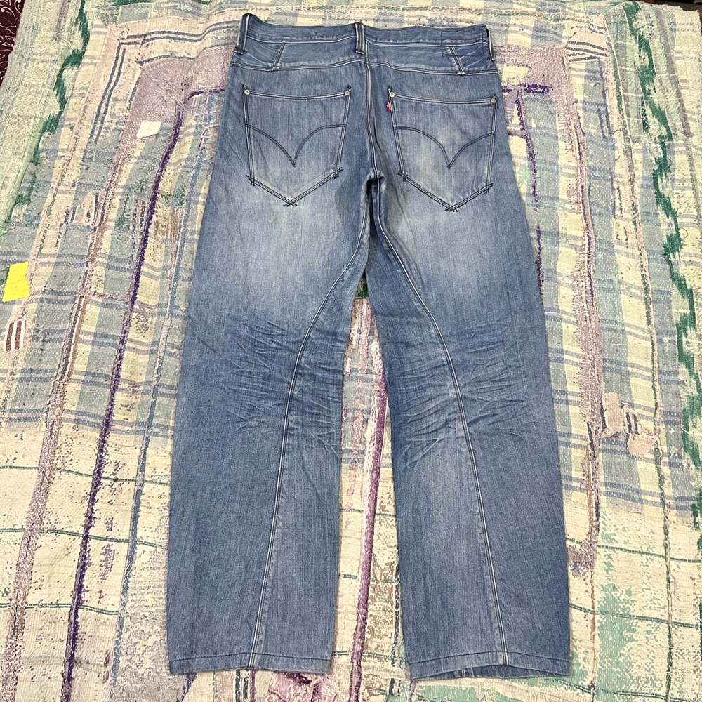 Vintage Levis Engineered Jeans Mens Med Blue Wash Twisted Fits 34x30
